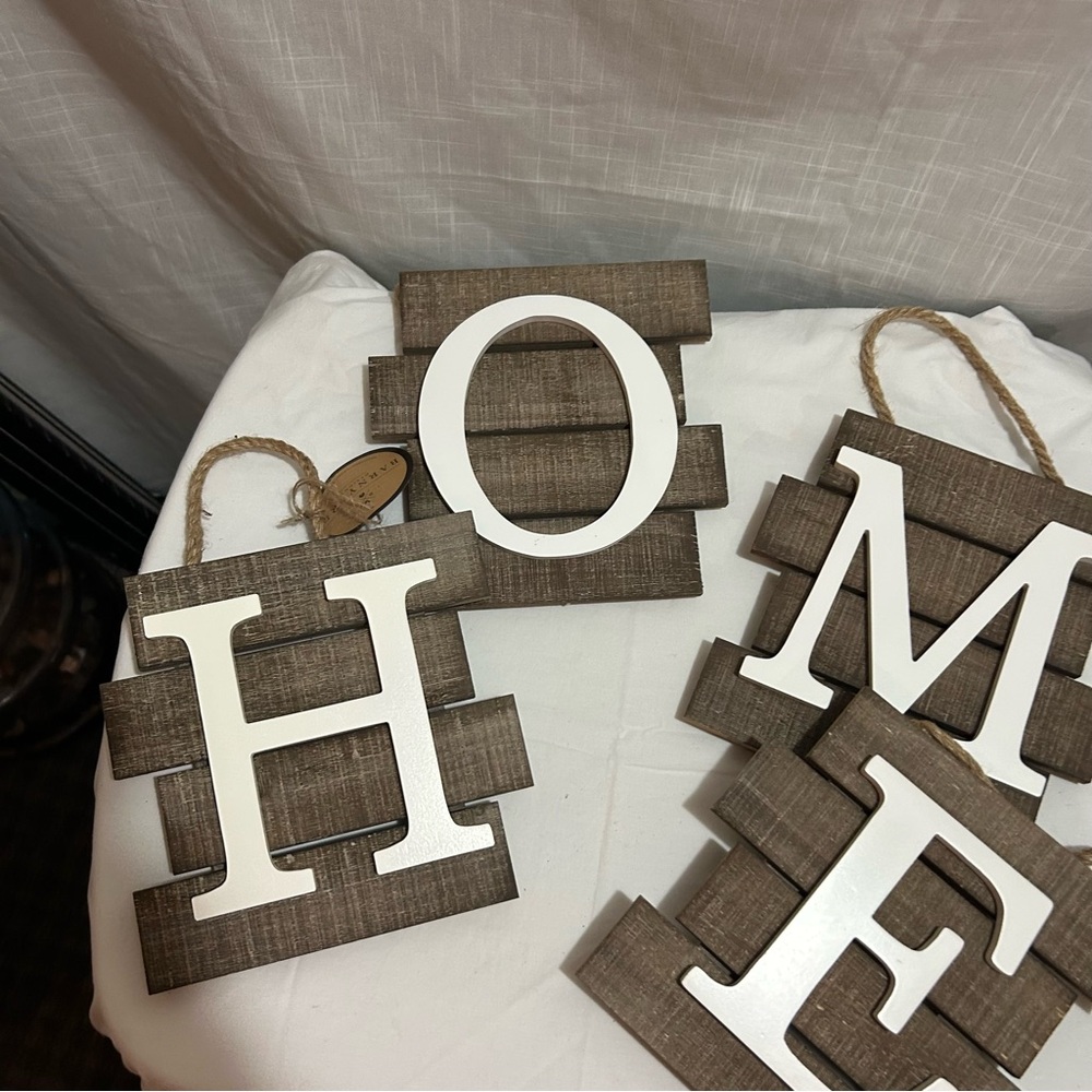 Barnyard Designs HOME NWT